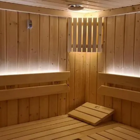 Апартаменты Karwia Plaza - - Z Jacuzzi I Sauna Slawoszynko