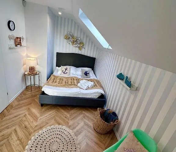 Karwia Plaza - - Z Jacuzzi I Sauna Lägenhet Slawoszynko