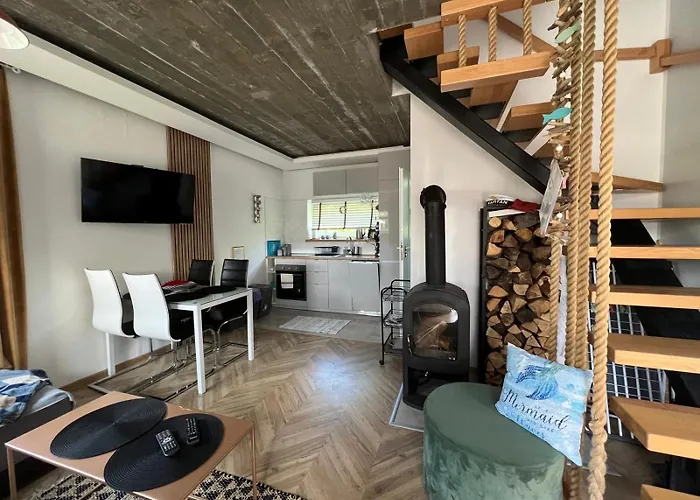 Karwia Plaza - - Z Jacuzzi I Sauna *